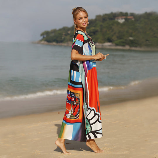 Damen Strandkaftan mit buntem grafischem Design und eleganten Akzenten EB