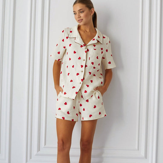 Damen Pyjama-Set mit Herzen und kurzen Ärmeln EB