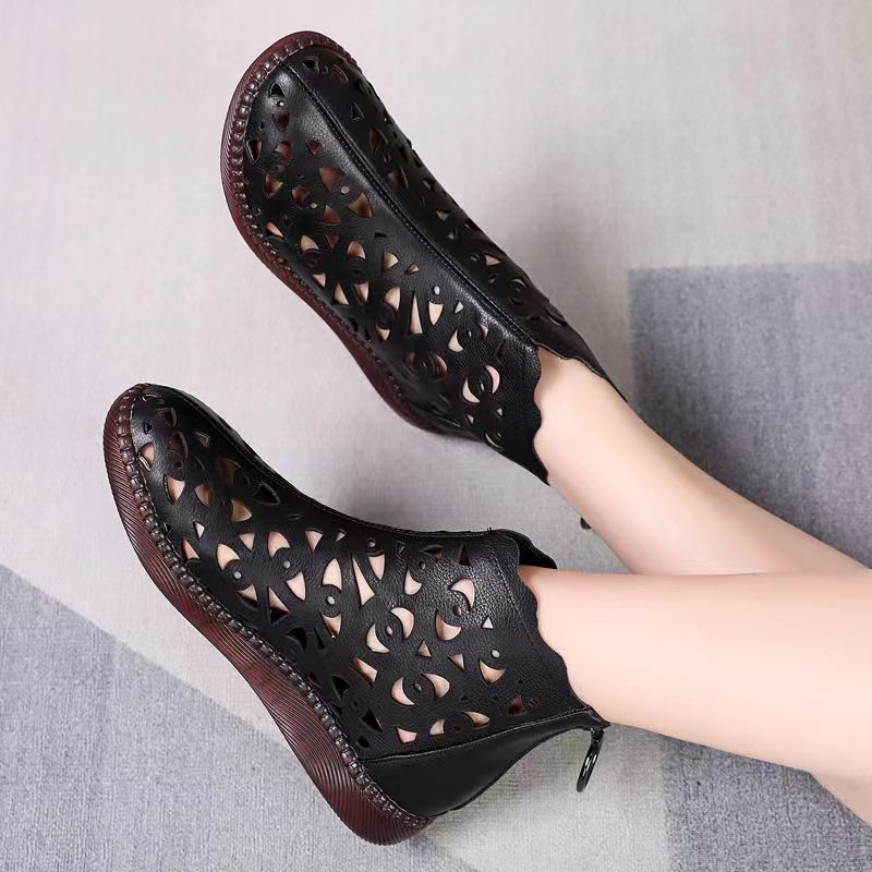 Damen elegante Clogs mit raffiniertem Lochmuster EB