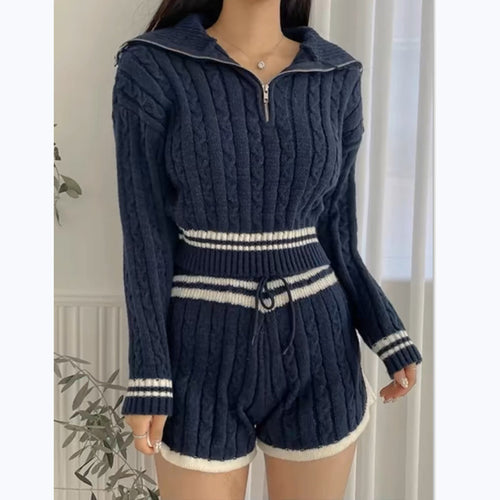 Damen Cropped Strickpullover mit hohem Kragen und Shorts im Set EB