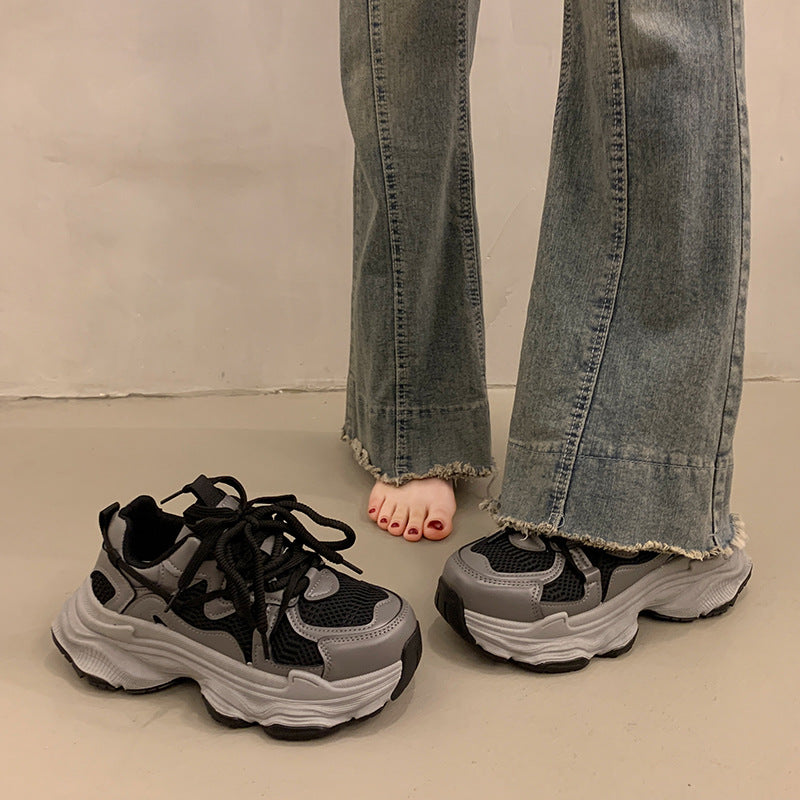 Damen Sneaker mit dämpfender Sohle und atmungsaktivem Obermaterial EB