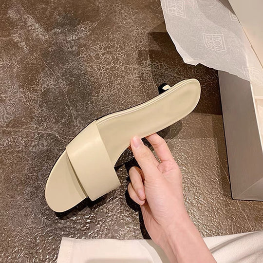 Damen Mules mit breitem Riemen und komfortablem Fußbett EB
