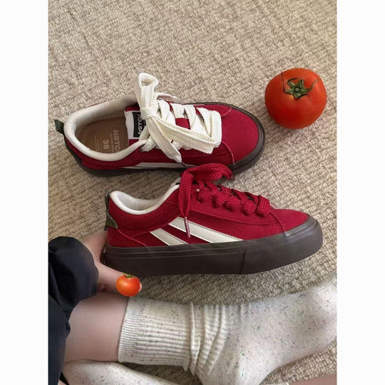 Damen Sportliche Sneakers mit klassischem Design und atmungsaktiver Oberflächenstruktur EB