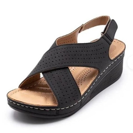 Damen Wedge-Sandalen mit durchbrochenem Design und verstellbarem Riemen EB