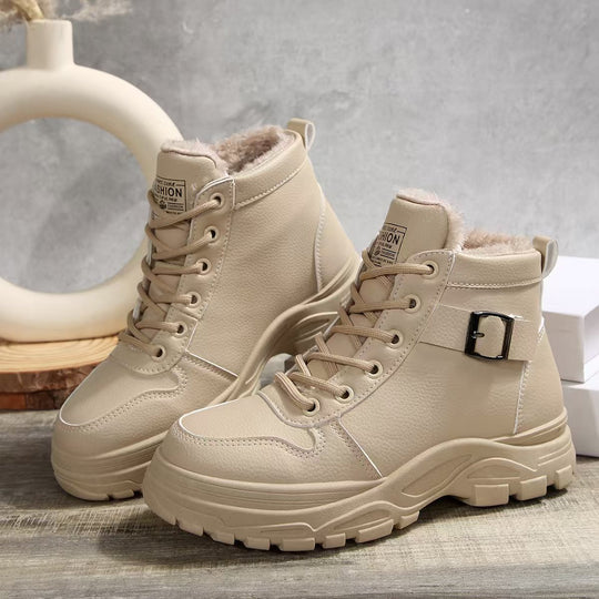 Damen  gefütterte Plateau-Schnürstiefelette mit dekorativer Metallschnalle und profilierter Gummilaufsohle EB