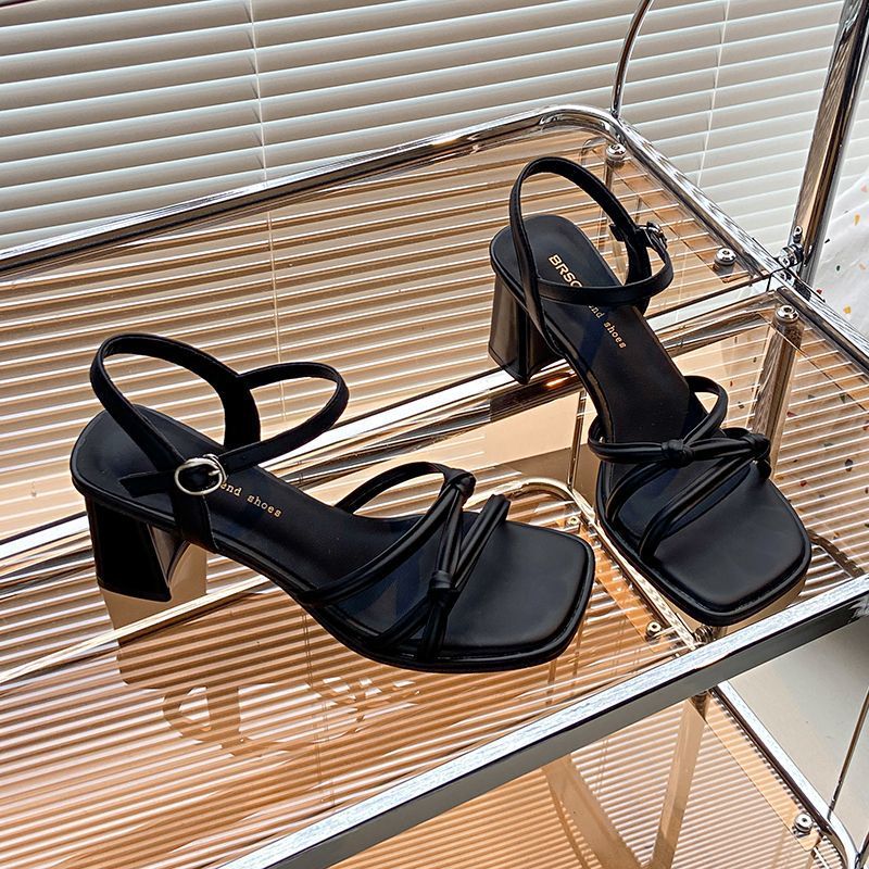 Damen Sandaletten mit eleganten Riemchen und Blockabsatz EB