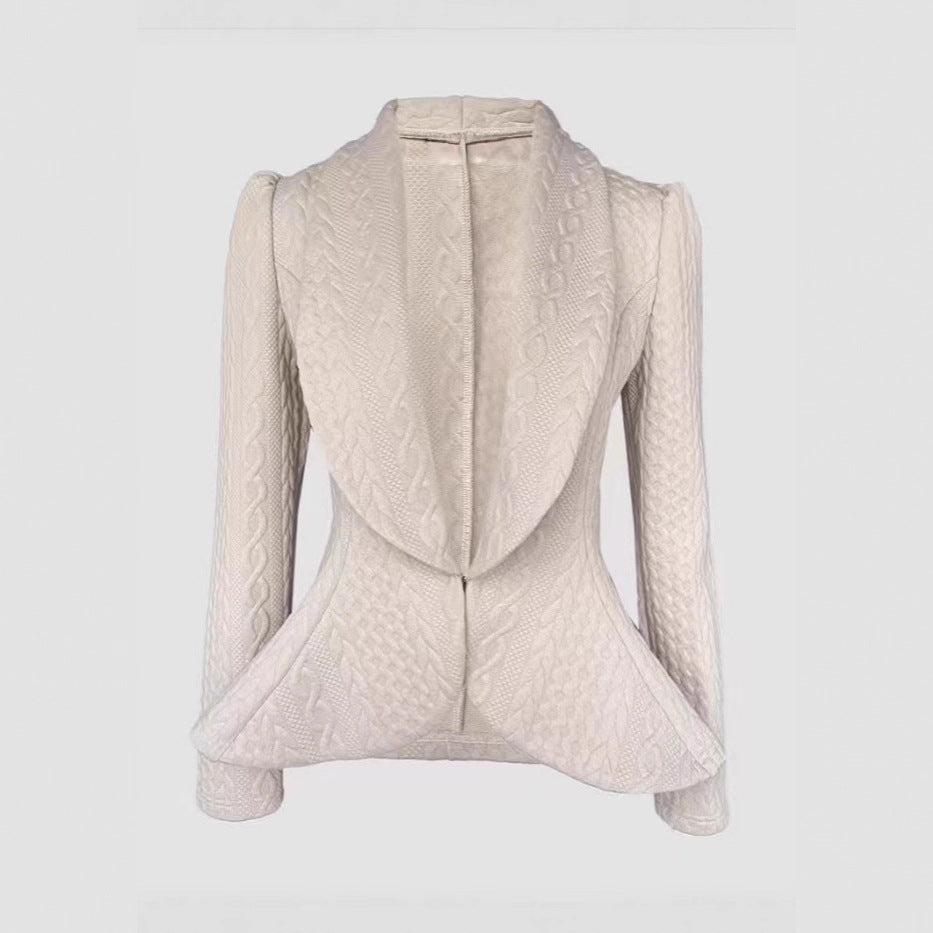 Damen Taillierter Strickblazer mit Schalkragen und Zopfstrickstruktur EB