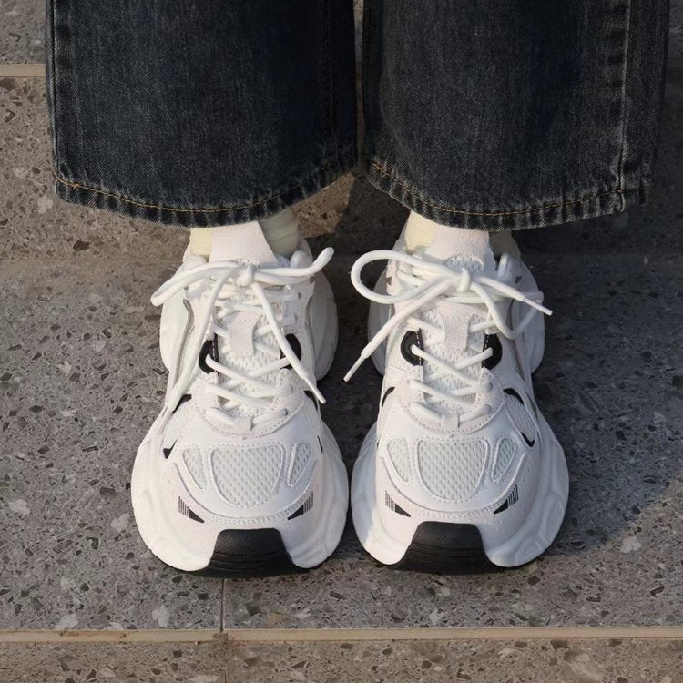 Damen Sportliche Performance-Sneaker mit atmungsaktiven Mesh-Einsätzen EB