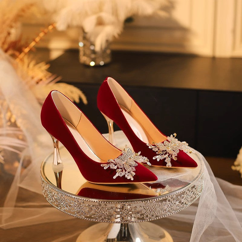 Damen Glamouröse Pumps mit funkelnden Applikationen und schickem Absatz EB