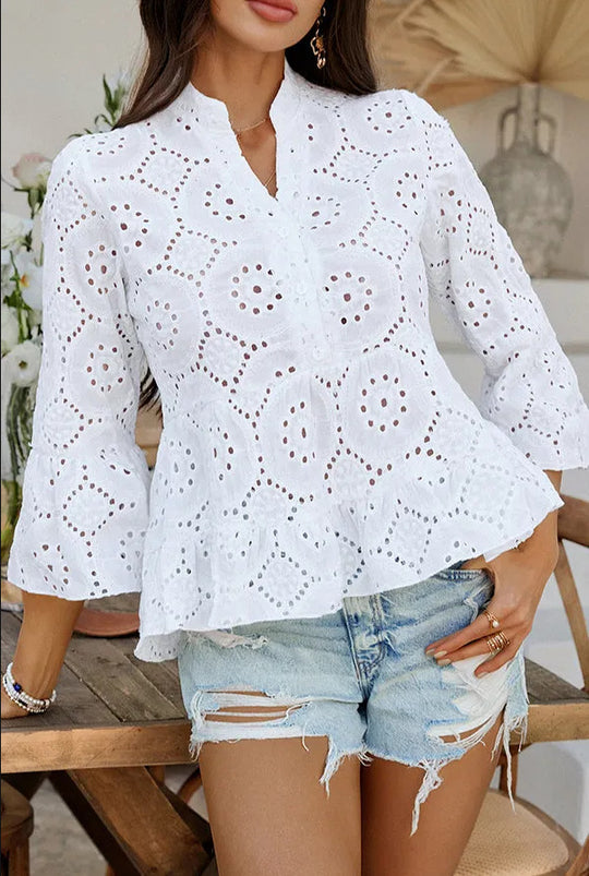 Damen Oberteil mit eleganter Broderie Anglaise und ausgestellten Ärmeln EB