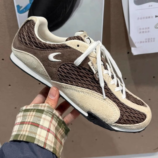 Damen sportliche Laufschuhe mit atmungsaktivem Obermaterial und dämpfender Sohle EB