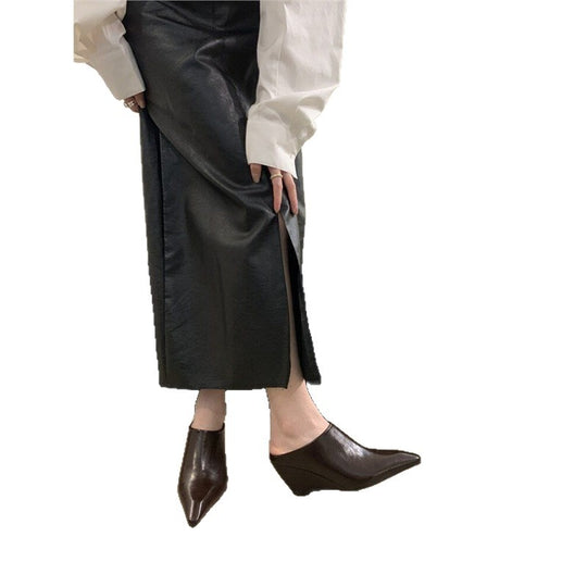 Damen schlanke Mules mit modernem asymmetrischem Design EB