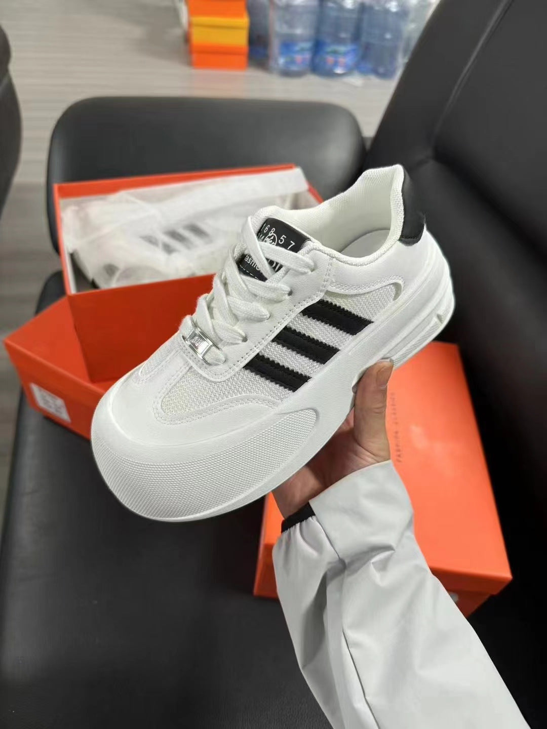 Damen Komfortable Sneakers mit rutschfester Sohle und atmungsaktivem Mesh-Obermaterial EB