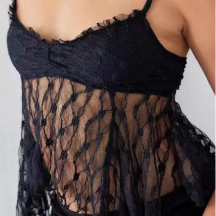 Damen Spitzentop mit transparenten Details und feinen Trägern EB