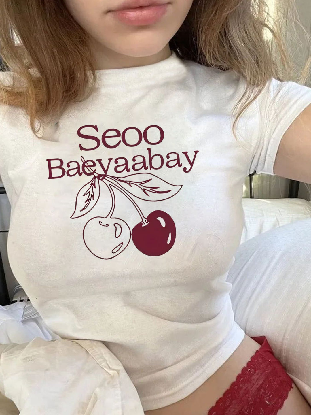 Damen T-Shirt mit kreativem Obstmuster und modernem Schriftzug EB