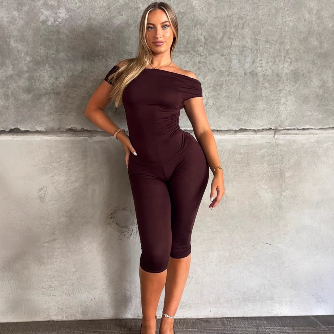 Damen Eleganter Jumpsuit mit Off-Shoulder Design und Raffungen EB