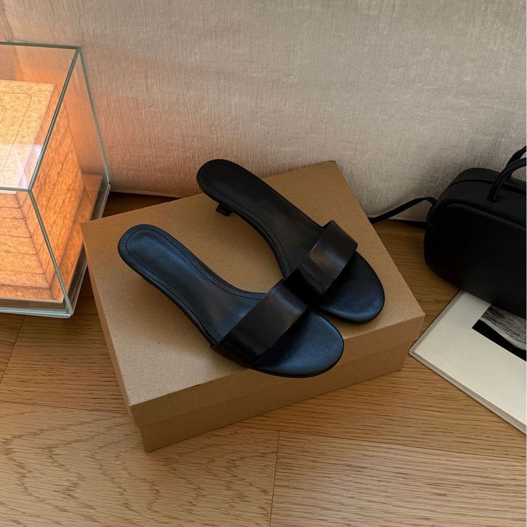 Damen Elegante und zeitlose Sandalen mit niedrigem Absatz EB