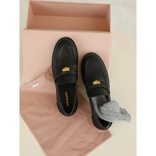 Damen Mokassins aus weichem Wildleder mit elegantem Goldakzent EB