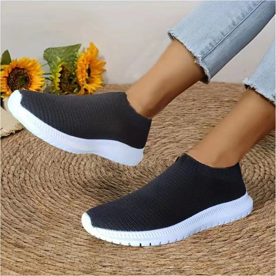 Damen nan gestrickter Slip-On Sneaker mit Strassbesatz, elastischem Schaft und stoßdämpfender EVA-Sohle EB