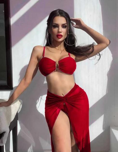 Damen Bikiniset mit raffinierten Schnittdetails EB