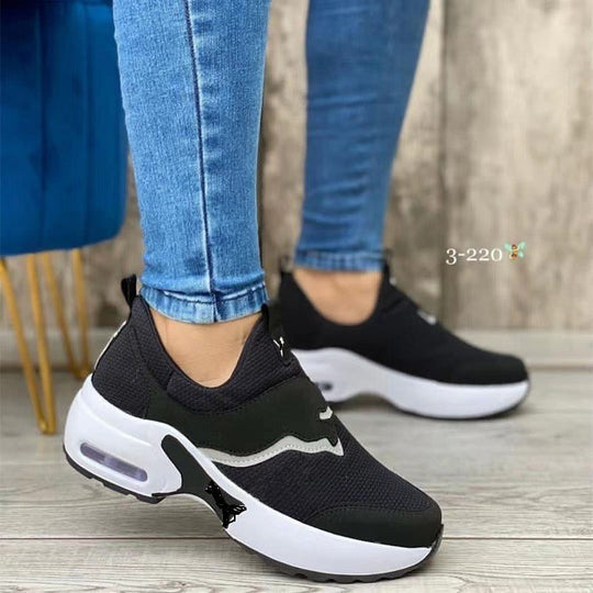 Damen Komfort-Sneaker mit atmungsaktivem Mesh-Obermaterial und gepolsterter Sohle EB