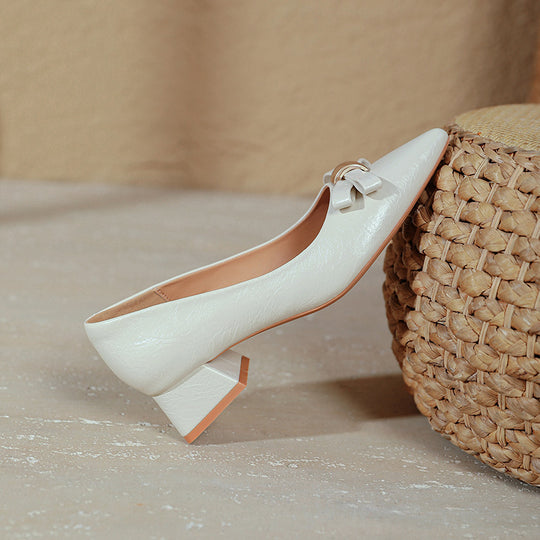 Damen elegante Ballerinas mit modischer Schleifenapplikation und komfortablem Blockabsatz EB