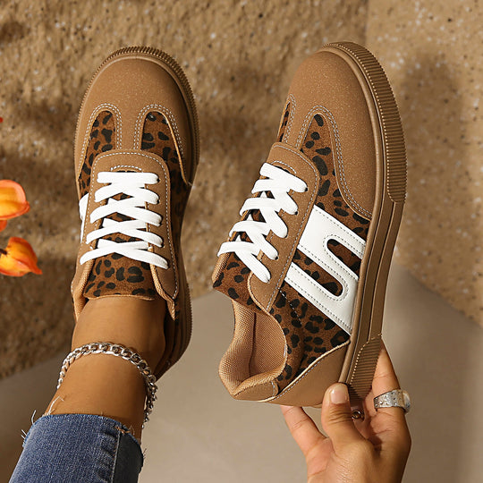 Damen Sneakers im eleganten Leo-Design mit abriebfester Sohle und atmungsaktiver Konstruktion EB