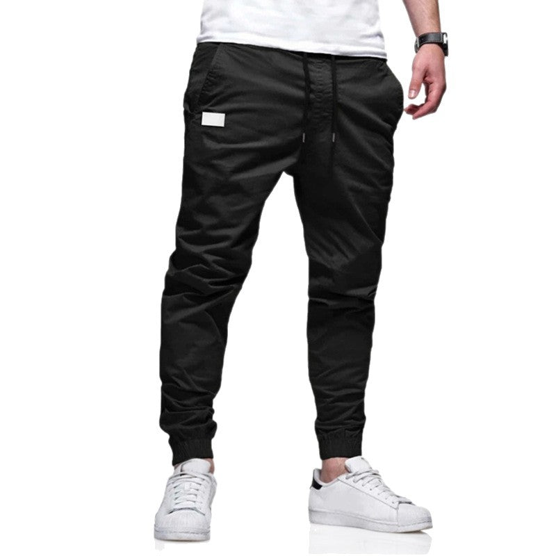 Herren nan urbaner tapered Twill-Jogger mit elastischem Knöchelabschluss Kordelbund und diskreter Utility-Tasche EB