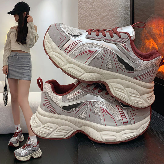 Damen Sportliche Laufsneaker mit dämpfendem Obermaterial und rutschfester Sohle EB