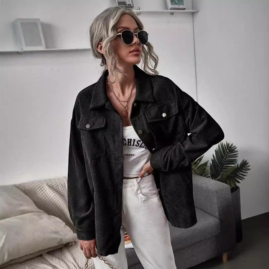 Damen Cordjacke mit modernem Schnitt und praktischen Taschen EB