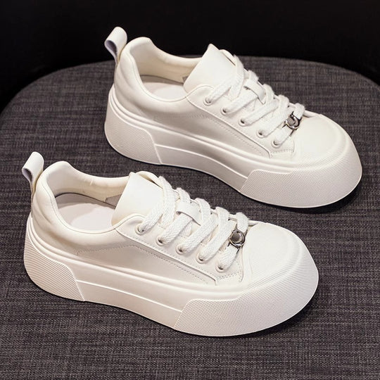 Damen Plateausneaker mit sportlichem Design und bequemer Polsterung EB