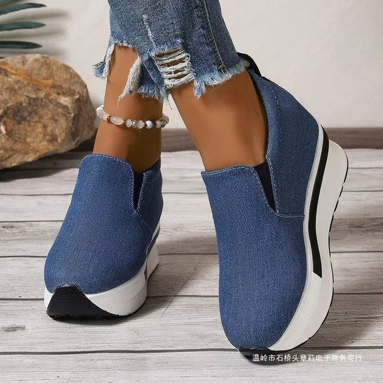 Damen Komfortable Slip-On Sneakers mit ergonomischem Fußbett und modischem Design EB