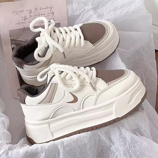 Damen Trendige Plateau Sneakers mit komfortabler Dämpfung EB