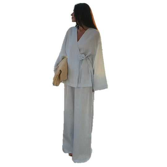 Damen eleganter Leinenanzug mit raffinierten Rüschen EB