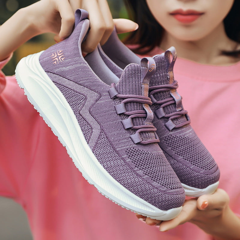 Damen Sportliche Sneakers mit atmungsaktive Netzkonstruktion und dämpfender Sohle EB