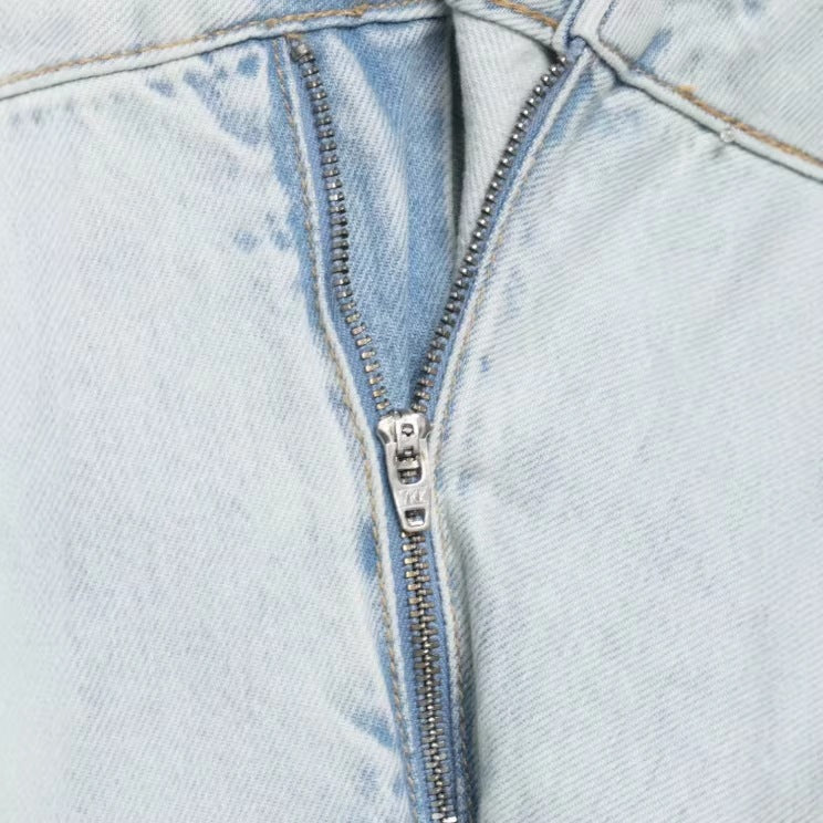 Damen Weite Jeans im lässigen Windbreaker-Stil mit ausgefallenen Nähten EB