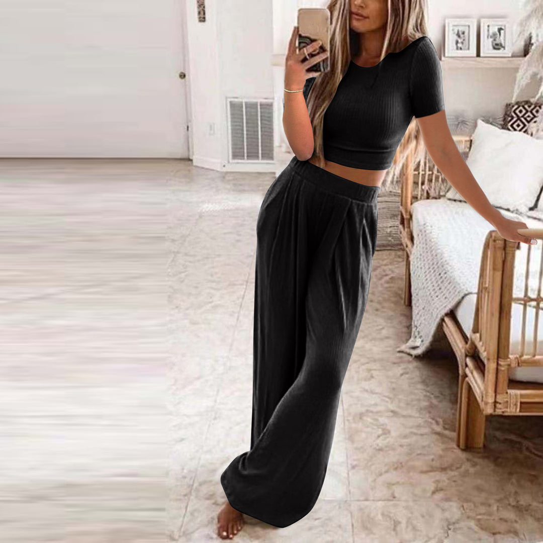 Damen Set aus kurzer Strickoberteile und weiten Hosen EB
