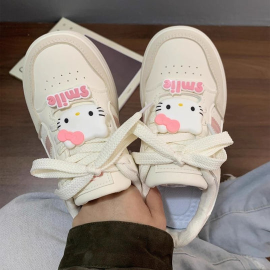 Damen Modische Sneakers mit charakteristischem Hello Kitty Design EB