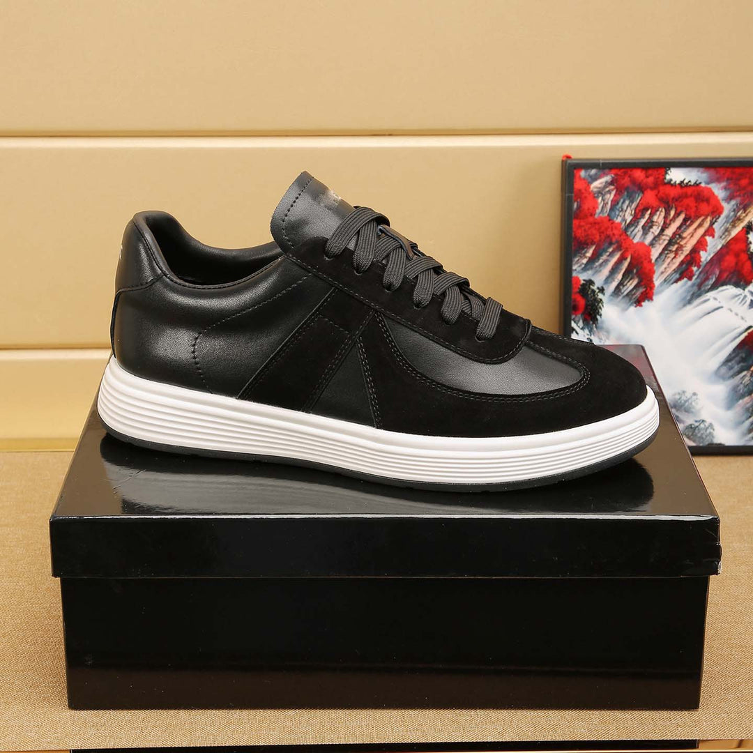 Damen modische Sneaker mit hochwertiger Leder-Oberfläche und bequemer Dämpfung EB