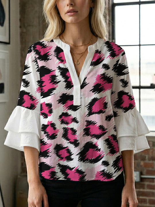 Damen Bluse mit Rüschendetails und auffälligem Animal-Print EB