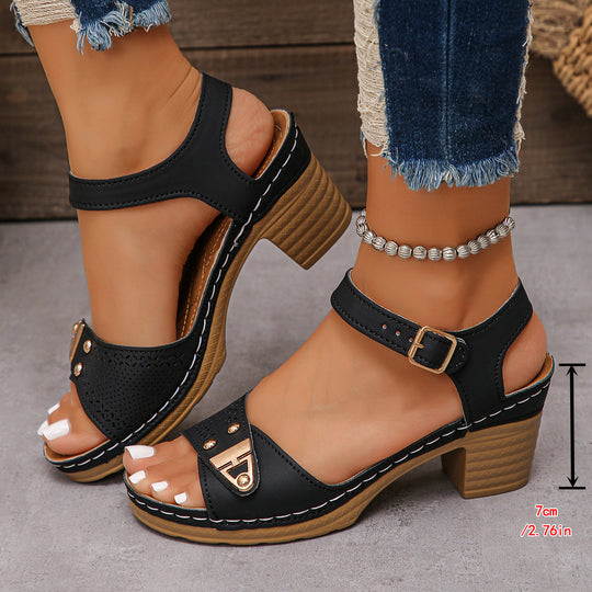 Damen Sandalen mit dekorativen Riemen und komfortablem Blockabsatz EB
