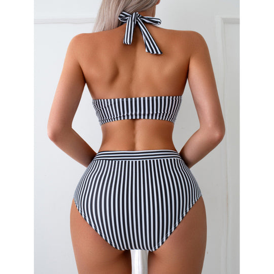 Damen Triangel-Bikini mit stilvollem Wickeldetail und trendigem Streifenmuster EB
