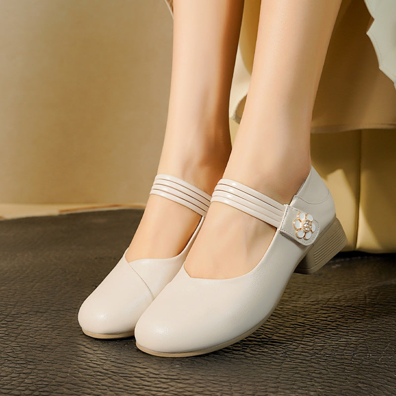 Damen Mary Jane Schuhe mit elegantem Riemen und verziertem Akzent EB