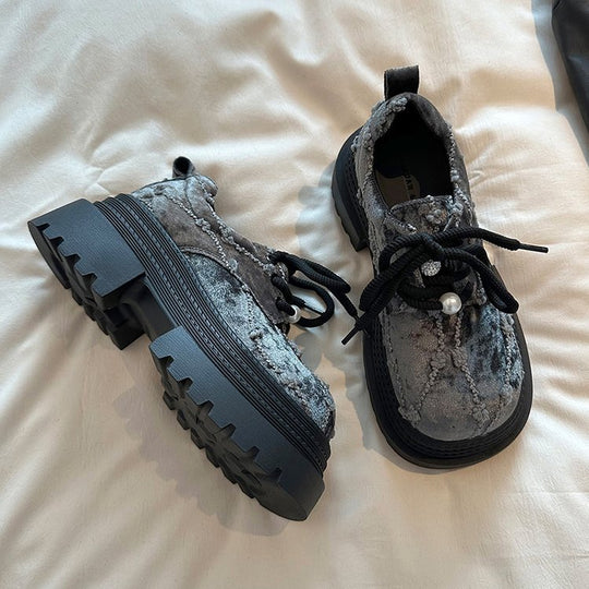 Damen Chunky Plattform-Sneaker mit strukturiertem Obermaterial und modischer Schnürung EB