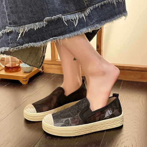 Damen Slip-On Sneakers mit floralem Mesh-Obermaterial und elastischem Einstieg EB