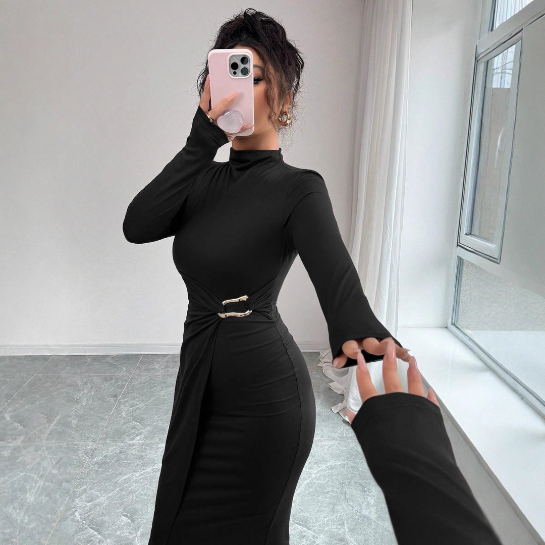 Damen nan figurbetontes Midikleid mit Stehkragen, Taillenraffung und asymmetrischem Saum EB