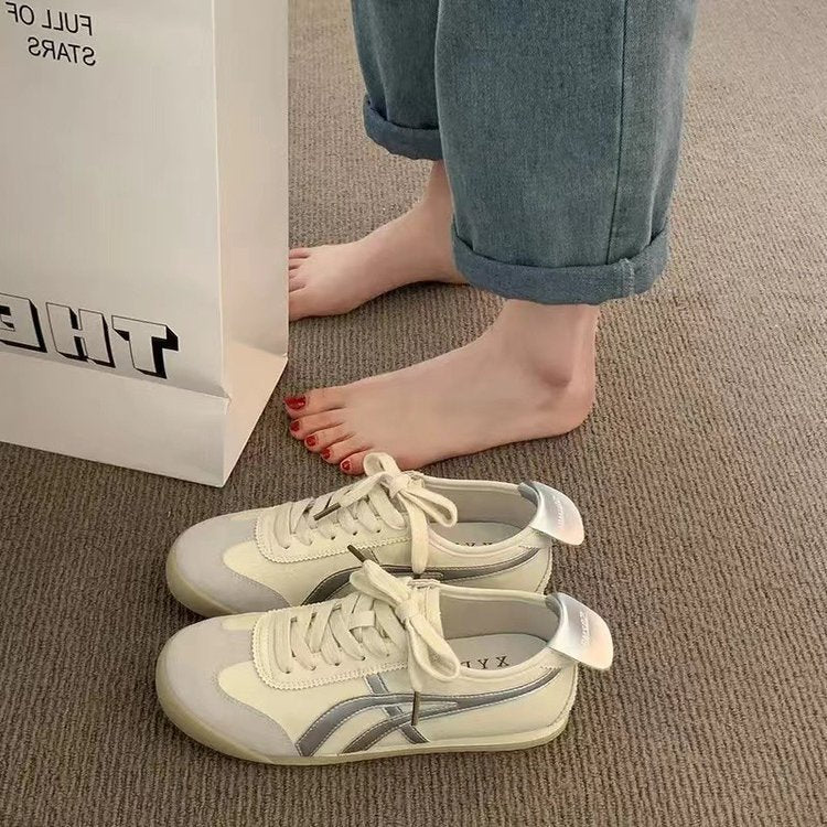 Damen Sportliche Sneakers mit reflektierendem Obermaterial und atmungsaktiver Sohle EB