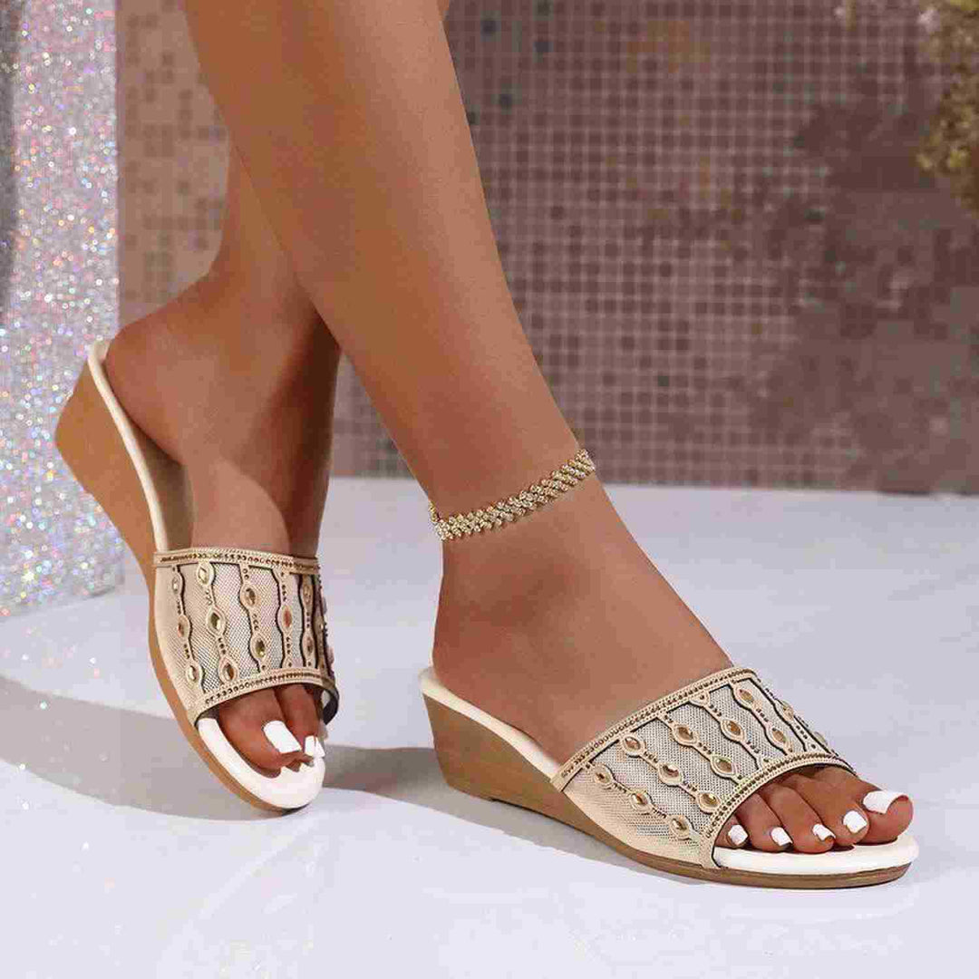 Damen modische Keilsandalen mit verziertem Riemen EB