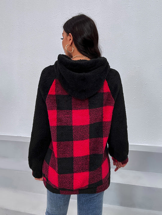 Damen kuscheliger Fleece-Hoodie im modernen Karomuster EB