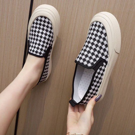 Damen Gemütliche Slipper mit innovativem Karomuster EB
